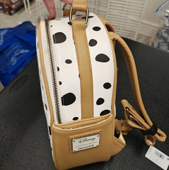 Loungefly Disney 101 Dalmatian Cookie Jar Dog Backpack - Picture 4 of 6